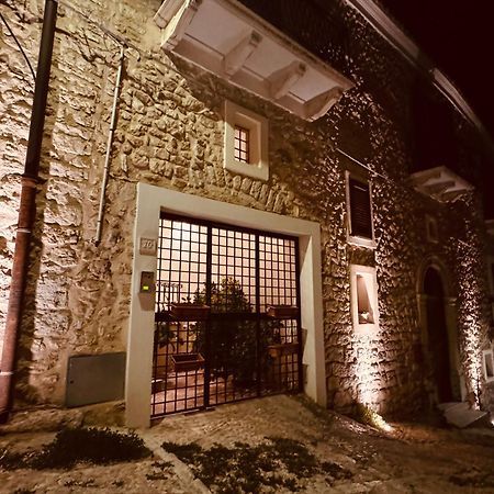 Le Camere Dell'Emiro Castronuovo di Sicilia Exterior photo