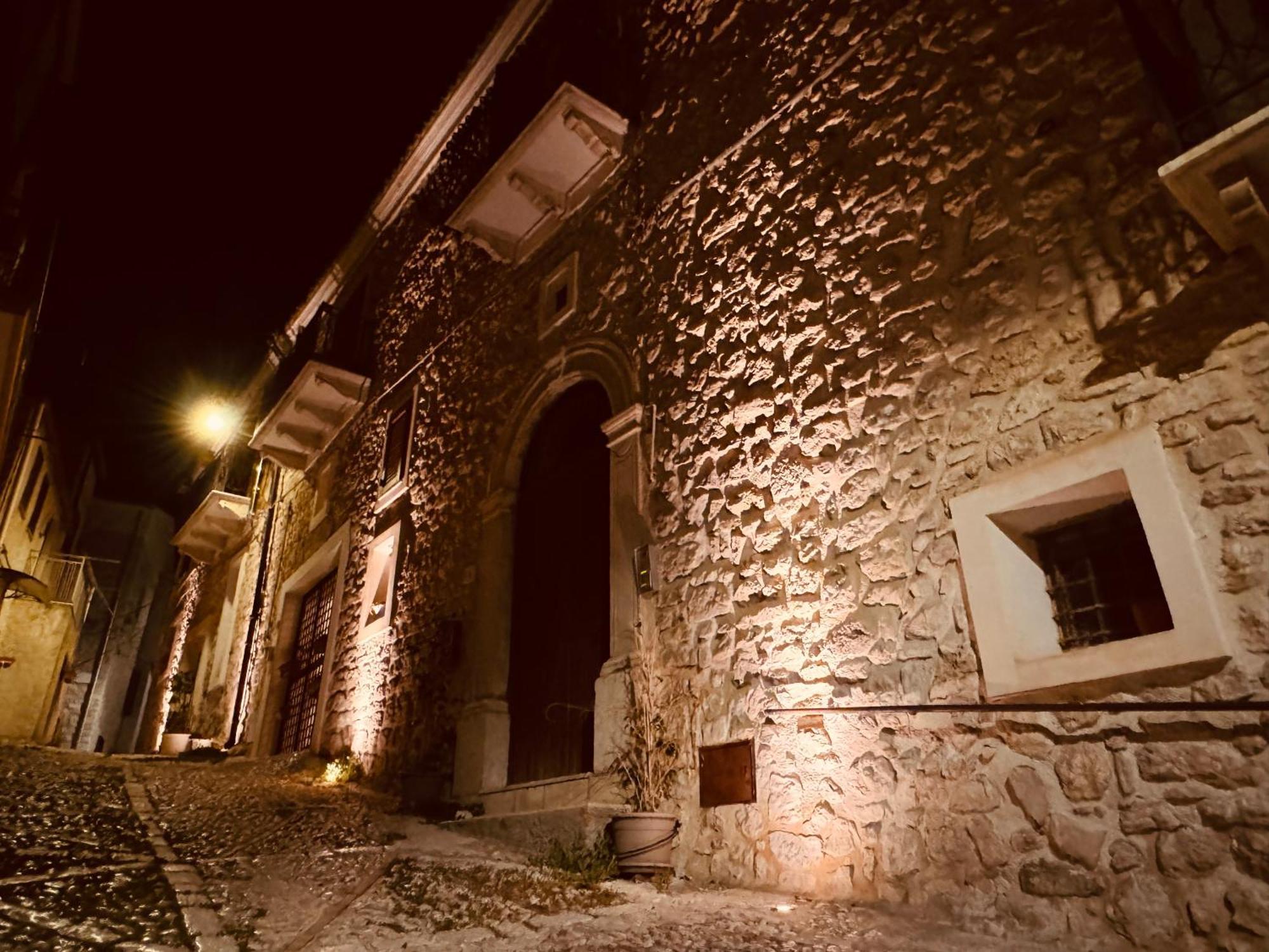 Le Camere Dell'Emiro Castronuovo di Sicilia Exterior photo