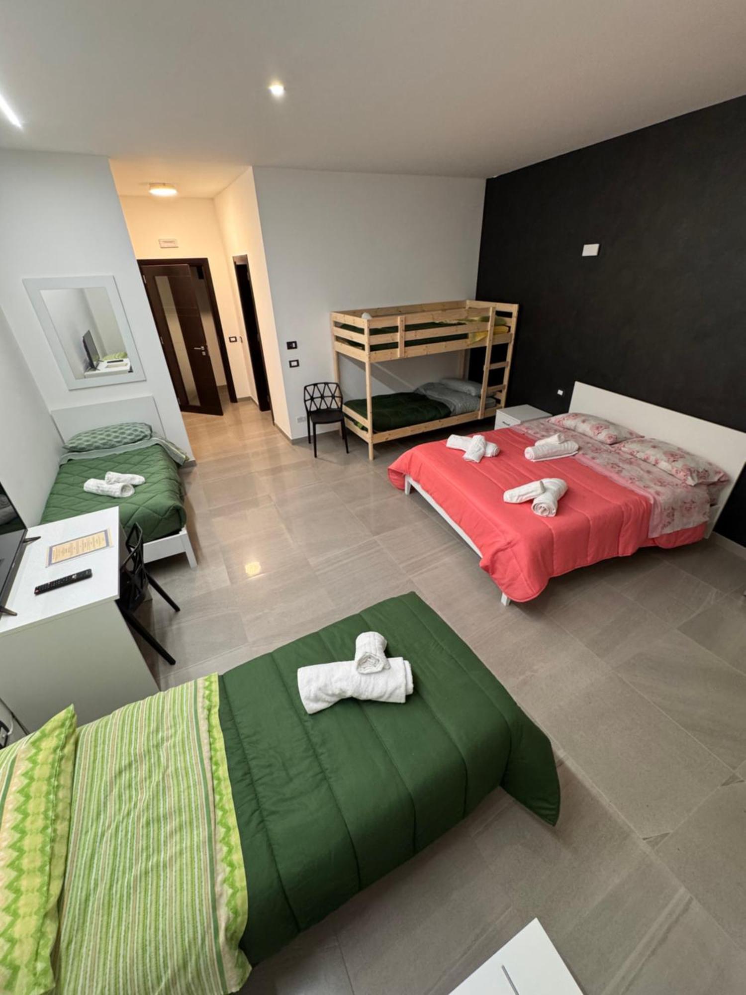 Le Camere Dell'Emiro Castronuovo di Sicilia Exterior photo
